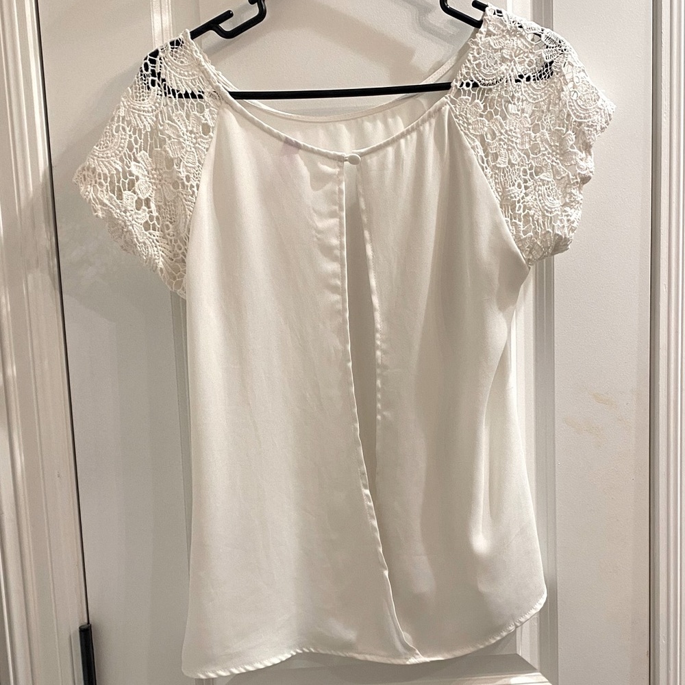 Sm White short lace sleeve, sheer open back blouse